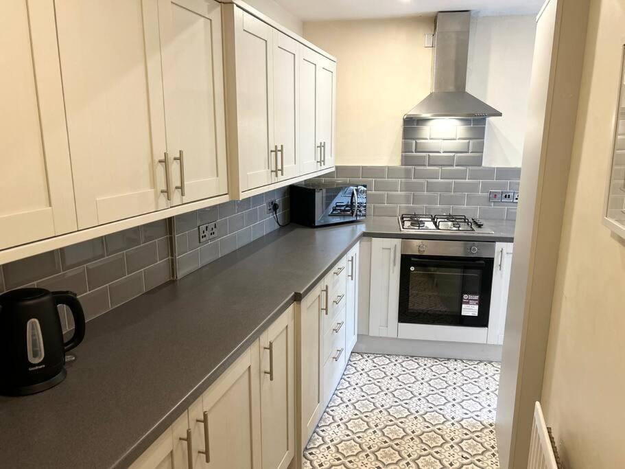 Snug Central Belfast Home, 2 Minutes From Ormeau Park! Zewnętrze zdjęcie